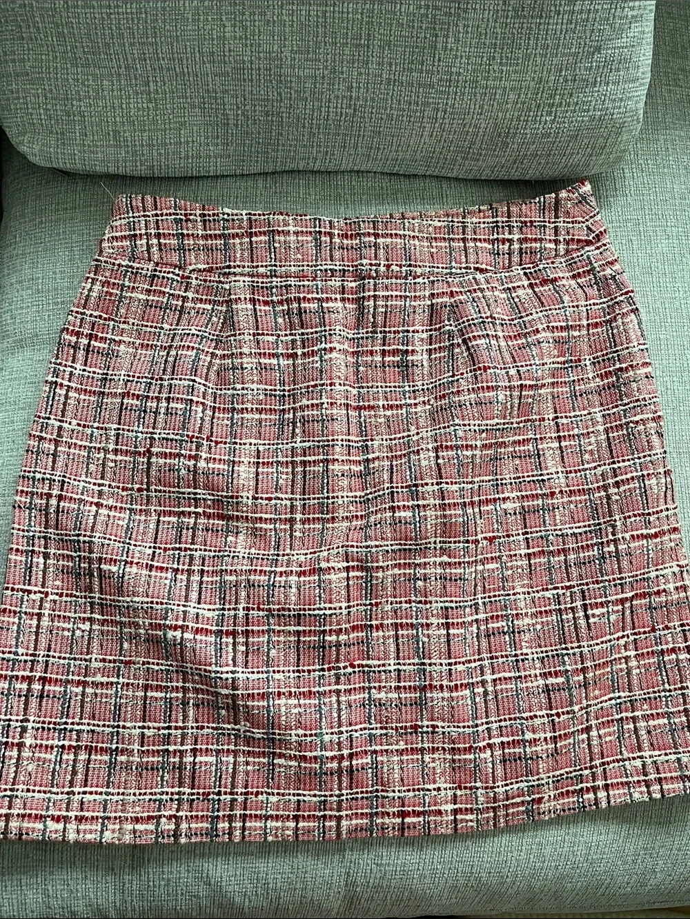 EUC Kate Spade red “Skirts the Rule” Julie Skirt